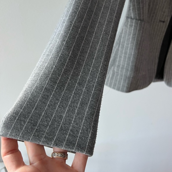 Grey with White Stripes Banana Republic Blazer - Picture 8 of 8